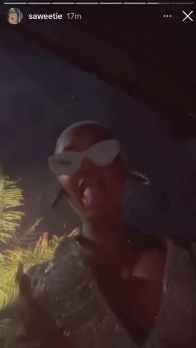 Saweetie’s Shaking Her Breast & Ass 😍🥰☺️😫😘🤤🍑🕶💍!