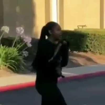 Hwoarang with the kick