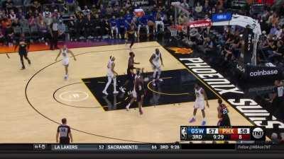 [Highlight] Chris Paul hits a 360 noscope midrange shot