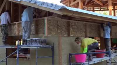 Incredible Hempcrete and TImberframe Construction