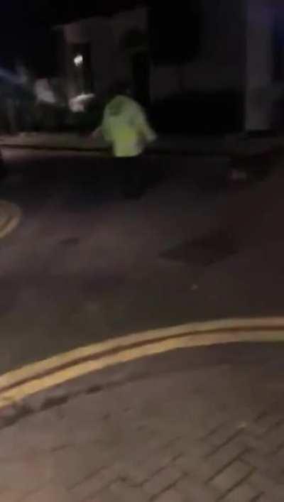 Indian Slut Giving Head on the streets on London 😈🥰