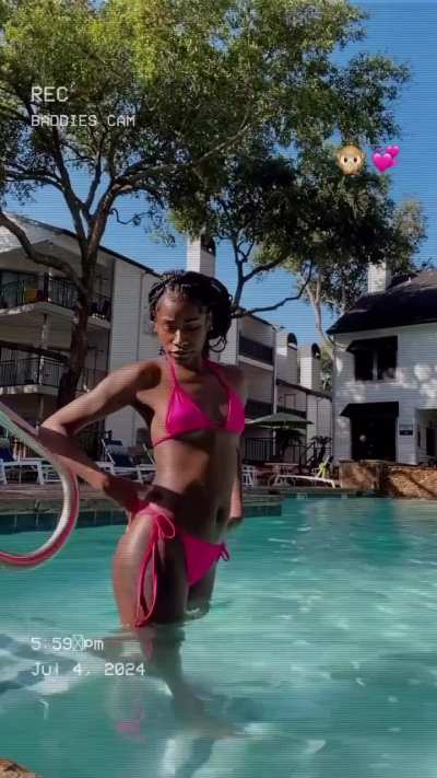 MunchieBAZ - Video #0415