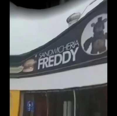 Ayuda gente no encuentro skittles acidos, digan si ustedes tampoco encuentran skittles acidos para saber si los dejaron de producir o son las tiendas a las que voy