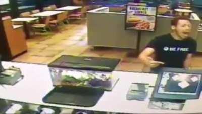 Man-child thinks this is the appropriate response when Taco Bell gets your order wrong