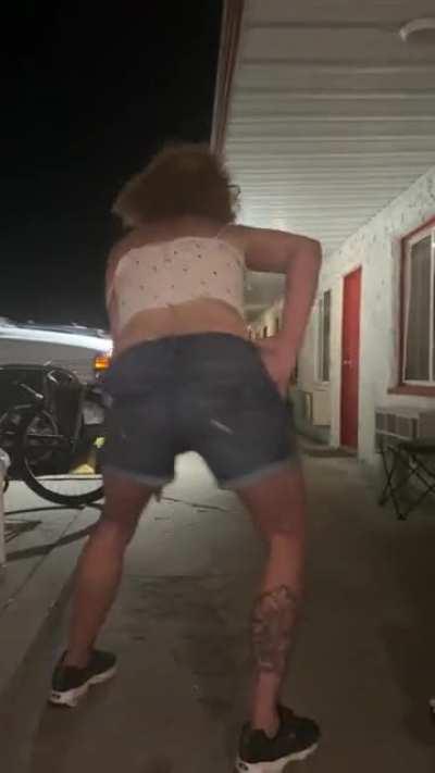 I found this one in the wild I love their vibe