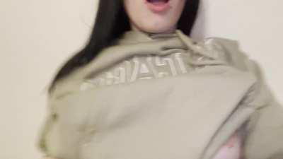 Good girls get clean before their creampie ;)