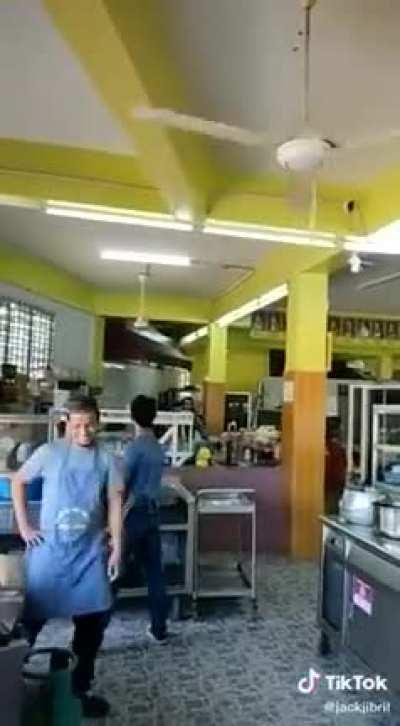 I am a fan of his pizza making skills