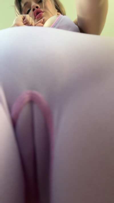 My camel toe is absolutely stunning today