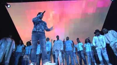 Master of Ultralight Beam premiere on SNL 2016