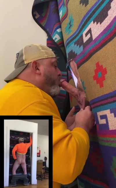 48 [M4M] Minneapolis Married blue collar roofer was headed home from a job. My studio was right off highway, which made it a perfect pit stop for him to dump a load of cum.