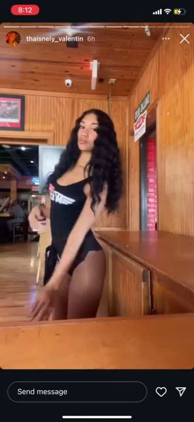 Them hooters shorts doing her real nice