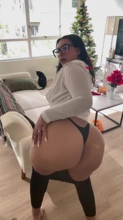 Would you squeeze or slap this juicy ass?