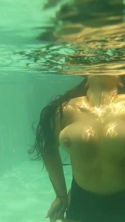 You can grab on them if you can't swim 😈(D0wnload album bel∅w)👅🔥