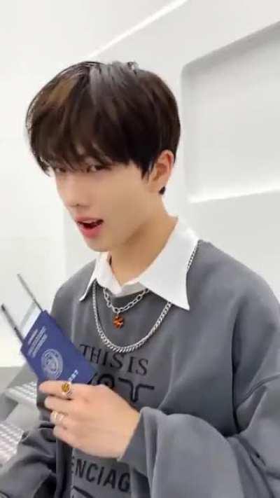 211223 smtown Instagram Update with Joy, Seulgi, NCT Chenle & Jisung, and SNSD Sunny