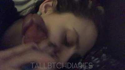 Gotta give this cock a million kisses ♡