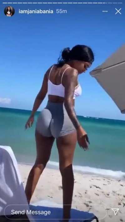 Shit clapping💯😍🍑
