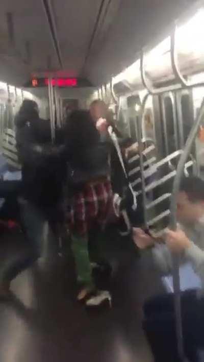 Cocky Karen 👋 Slaps A Man in Subway For His Fashion Sense. 🚨 Watch What Happens Next: 💀