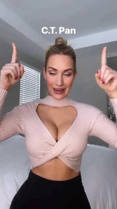 I really like her outfit