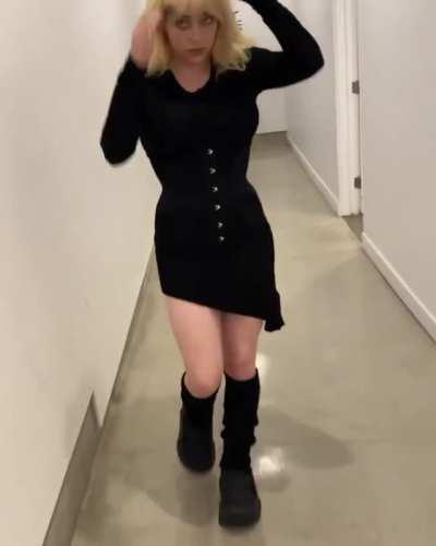 New BTS footage of her HTE photoshoot