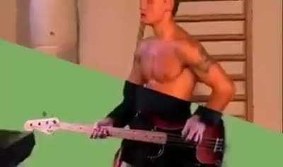 Depois de tanto tempo sem postar nada tamo aqui de volta :) consegui um tempinho para mandar algumas merdas de baixíssima qualidade como sempre foi