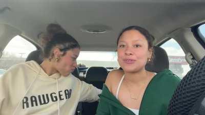 Lexie's reaction tho 😆