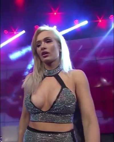 Smokeshow Scarlett