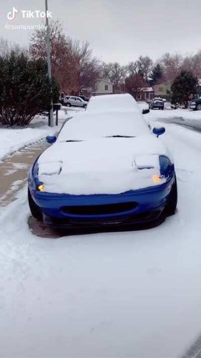 How cute is she (^_^)