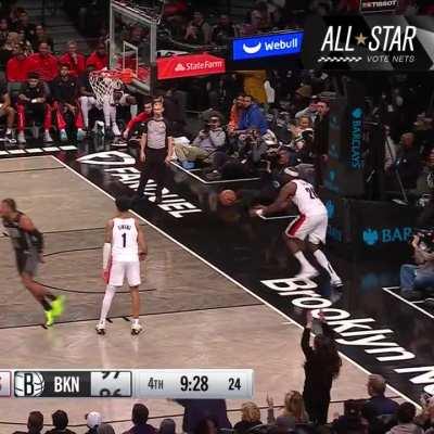 [Highlight] Dennis Smith poster leaves the Nets bench stunned.