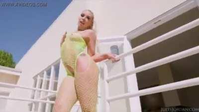 Carmen Caliente pounded out 