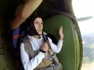 to change her mind about skydiving.