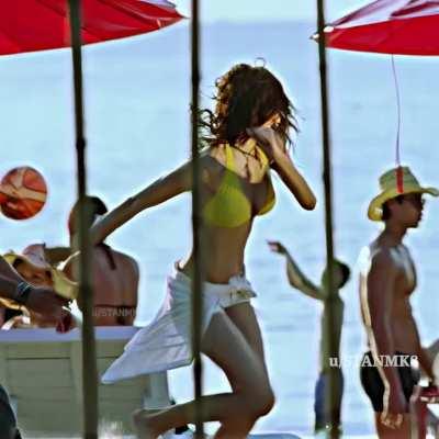 Anushka Sharma - Bikini Scene From Badmaash Company (2010) Edit 60fps HD