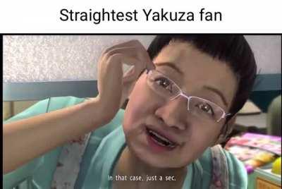 Shirtless men fighting game