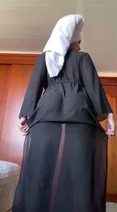 Twerk Feel how you make me lose control.