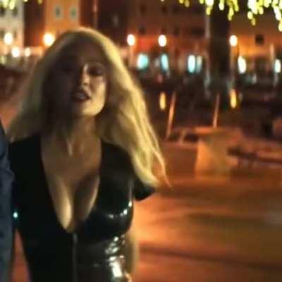 Salma Hayek With That Mami Jiggle!