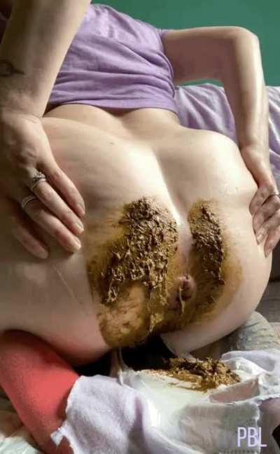 I filled my pull-up and still had some left 💕💩