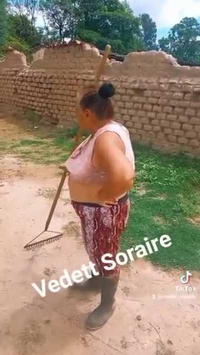 Me das plata para ir a carnavalear?