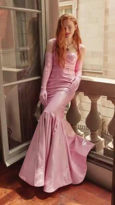 Sadie has been on the cover of 8 magazines this year!!