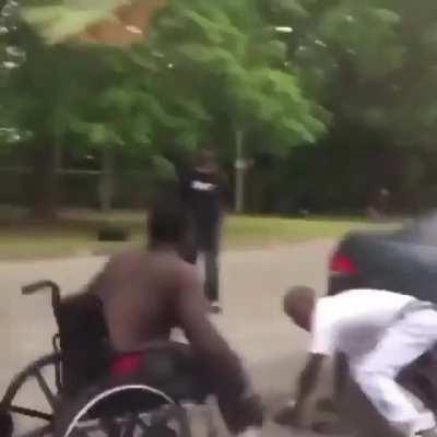 how u let a handicapped guy beat your ass?💀💀