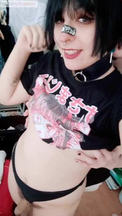 I'd love if someone groped me in public ~ ( ◜‿◝ )♡