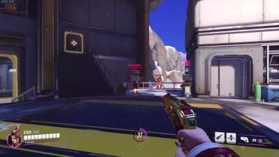 Practice range bot doesn’t like Mercy’s projectile size I guess