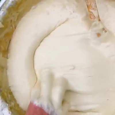 Random find on instagram a while ago. No idea where video is from originally. But i have a clear idea that this is an absurd breakfast.