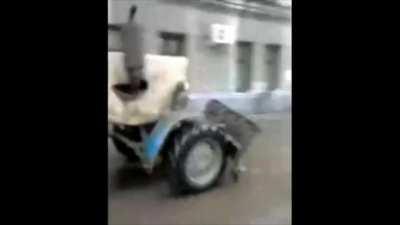 Russi*n 🤢 amazed with BOSSnian technology 🇧🇦😎😎😎