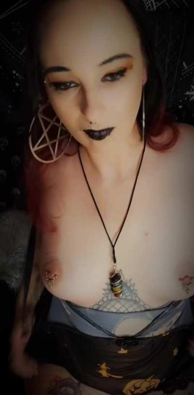 Cum see more <3 check comments