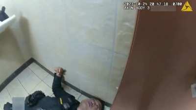 Cop mistakenly did Fent (thinking it was Meth) inside police station bathroom 🤯