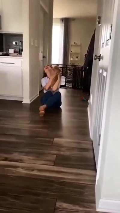 When the mom comes back from work!