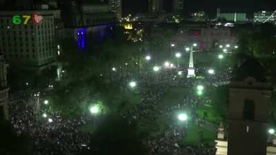 Una más y no jodemos más /s