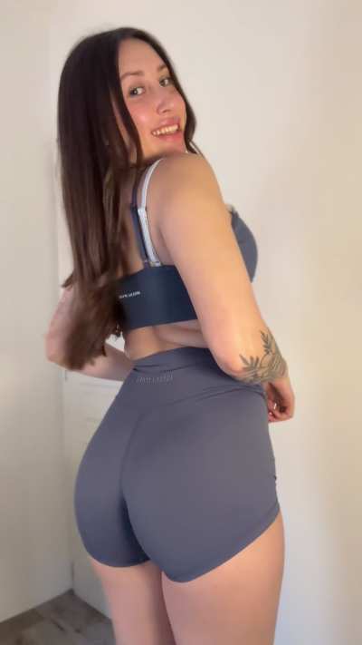 Can you keep yourself from staring at this