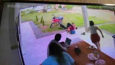 HMC while me and the girls all slip