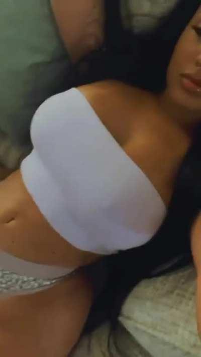 Deeeeex3 (@deeeeex3)