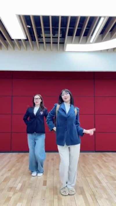 210715 TikTok Update - NAYEON, MOMO: What is Love?🤓💕 (The Princess Diaries 2021 ver.)